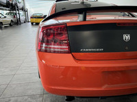 UCONNECT HANDS-FREE COMMUNICATION, P245/45R20 ALL-SEASON PERFORMANCE BSW TIRES, PWR SUNROOF, 29V R/T... (image 5)