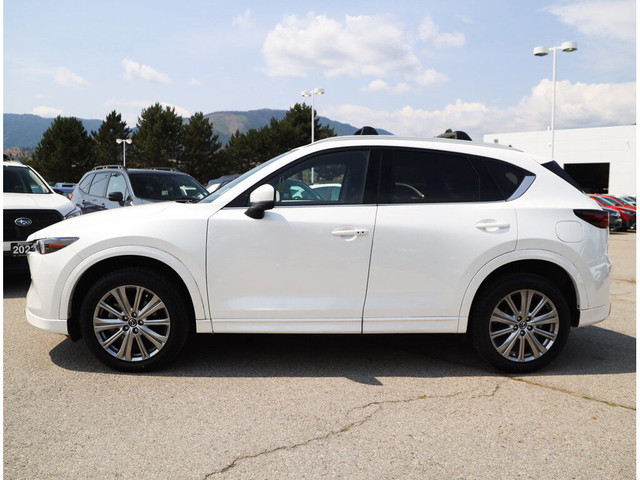 2022 Mazda CX-5 Signature AWD - No Accidents / BC Vehicle in Cars & Trucks in Penticton - Image 2