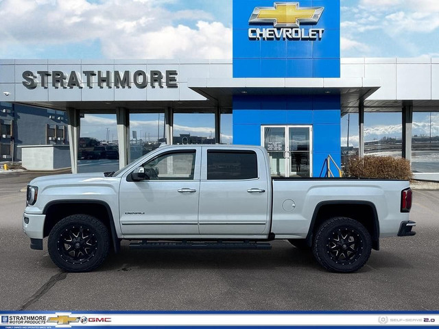 2016 GMC Sierra 1500 in Cars & Trucks in Calgary - Image 3