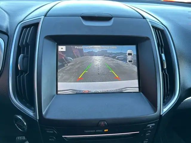 2017 Ford Edge Titanium AWD / Panoramic Sunroof in Cars & Trucks in Calgary - Image 24