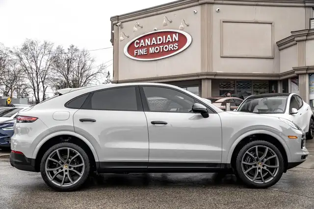 2021 Porsche Cayenne AWD COUPE PANO SPORT PKG NAVI 360 CAM dans Autos et camions dans Ville de Toronto - Image 8