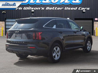 Come see this certified 2022 Kia Sorento LX+ AWD | 3rd Row | Heated Seats | CarPlay + Android | Rear... (image 4)