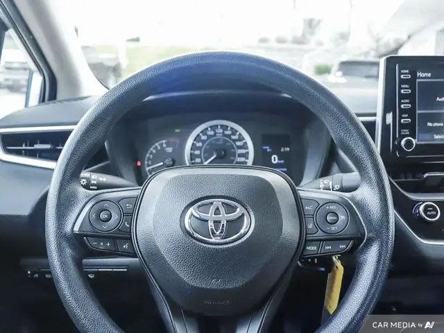 2021 Toyota Corolla LE in Cars & Trucks in Oshawa / Durham Region - Image 11