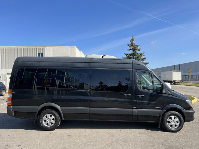 2016 Mercedes-Benz Sprinter Van Sprinter 2500 - High Roof -15 Pa in Cars & Trucks in Oakville / Halton Region - Image 3