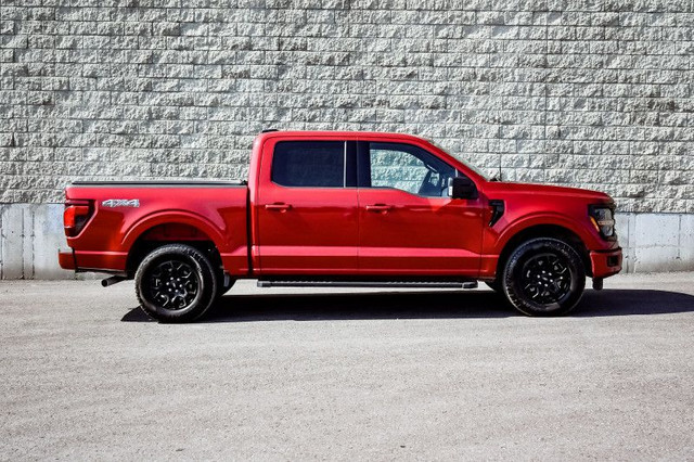 2024 Ford F-150 XLT • NAV • 360 CAM • HEATED SEATS • TONNEAU COV in Cars & Trucks in Ottawa - Image 2