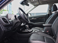 Experience rugged elegance and confident performance with the 2024 Kia Seltos EX Premium AWD in stri... (image 8)