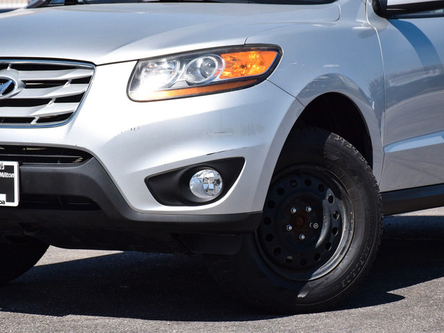 2011 Hyundai Santa Fe GL 2.4 Premium *AS-IS* GL, AUTO, 2.4L in Cars & Trucks in Oakville / Halton Region - Image 2