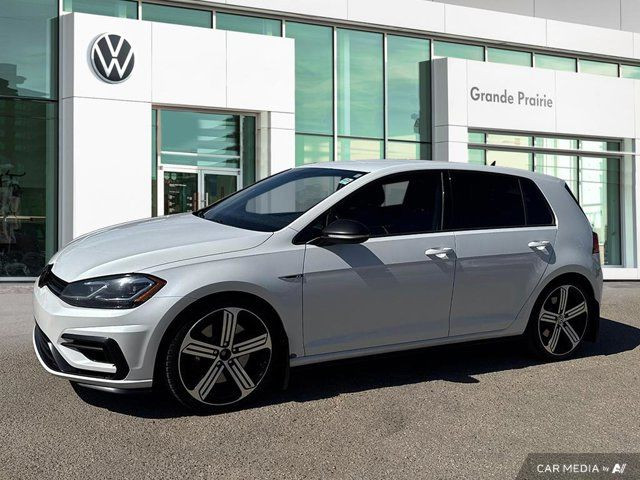 2018 Volkswagen Golf R | Clean Carfax | AWD | Low KM | 6 Speed in Cars & Trucks in Grande Prairie