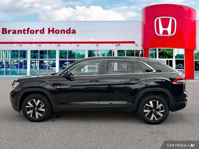 2020 Volkswagen Atlas Cross Sport Comfortline in Cars & Trucks in Brantford - Image 2