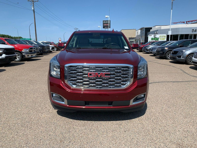 2018 GMC Yukon in Cars & Trucks in Medicine Hat - Image 2