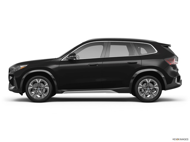 2025 BMW X1 xDrive28i in Cars & Trucks in Vancouver