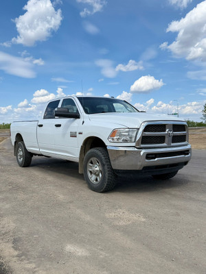 2016 RAM 2500 ST