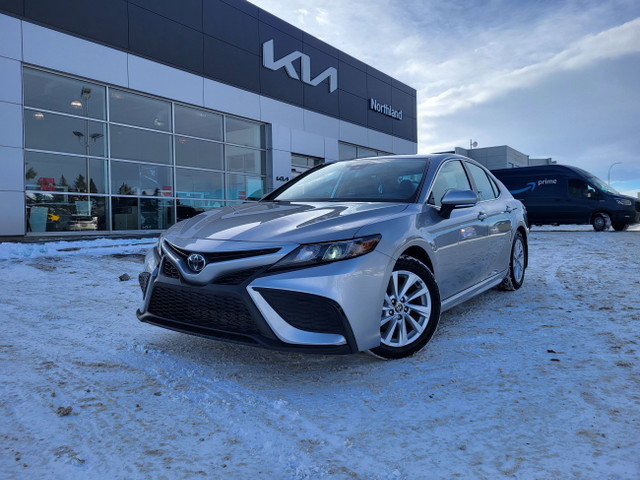 2022 Toyota Camry SE HEATED SEATS/STEERING, LEATHER,  FORWARD CO in Cars & Trucks in Calgary