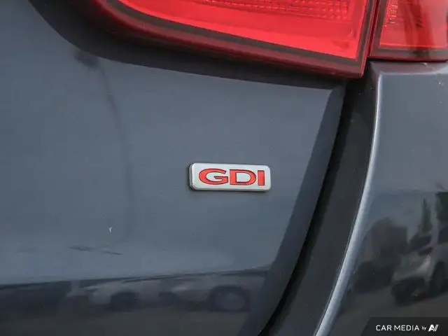 2014 Kia Optima LX in Cars & Trucks in London - Image 12
