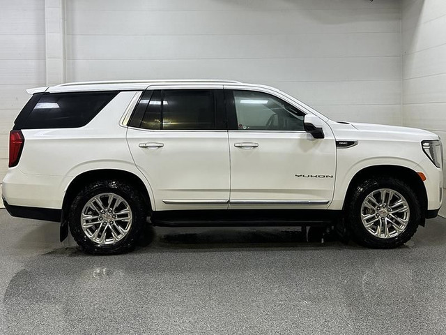 2022 GMC Yukon SLT | 4X4 | 5.3L V8 | Luxury Pkg | Sunroof | Max  in Cars & Trucks in Brandon - Image 2