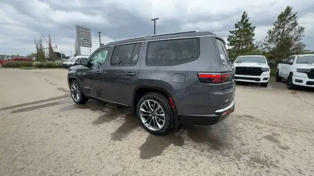 2025 Jeep Wagoneer Series III | Remote Start dans Autos et camions dans Ville d’Edmonton - Image 10