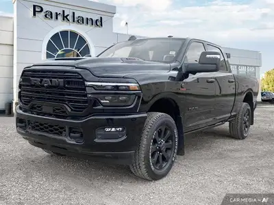 This Ram 3500 boasts a Intercooled Turbo Diesel I-6 6.7 L/408 engine powering this Automatic transmi...