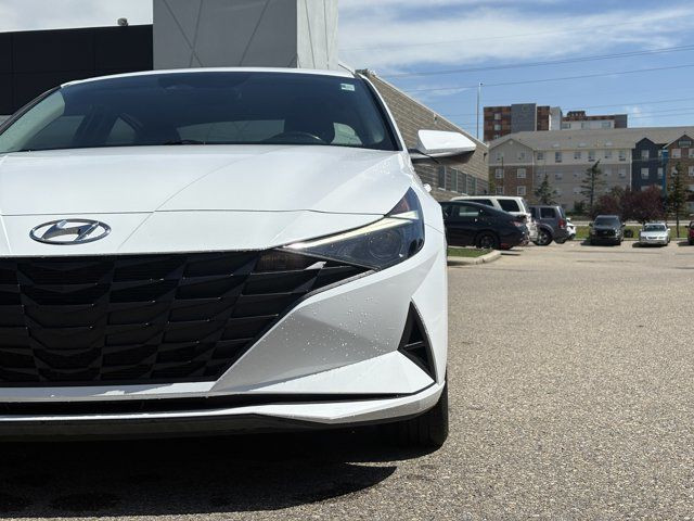2022 Hyundai Elantra Preferred | BackUp Camera | Push to Start in Cars & Trucks in Calgary - Image 3
