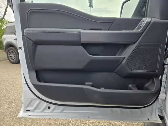 2025 Ford F-150 XLT | BLACK APP PKG | MOBILE OFF PKG | FX4 PKG in Cars & Trucks in Calgary - Image 16
