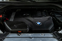 Francais: * Ensemble Premium Essentiel * Ensemble M Sport * Phares Shadowline individuels * Freins M... (image 9)