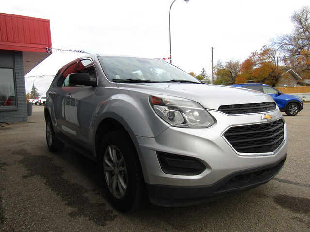 2017 Chevrolet Equinox AWD Loaded Decent Kms Very Affordable in Cars & Trucks in Swift Current - Image 4