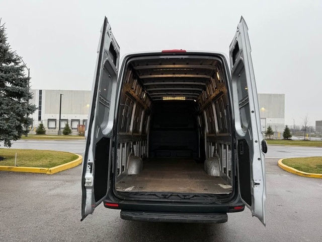 2019 Mercedes-Benz Sprinter Cargo Van 170WB EXTENDED 16' CARGO in Cars & Trucks in Oakville / Halton Region - Image 4