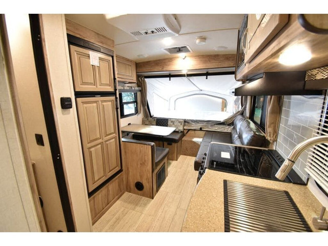  2019 Palomino Solaire Expandables 147X in RVs & Motorhomes in Laurentides - Image 2