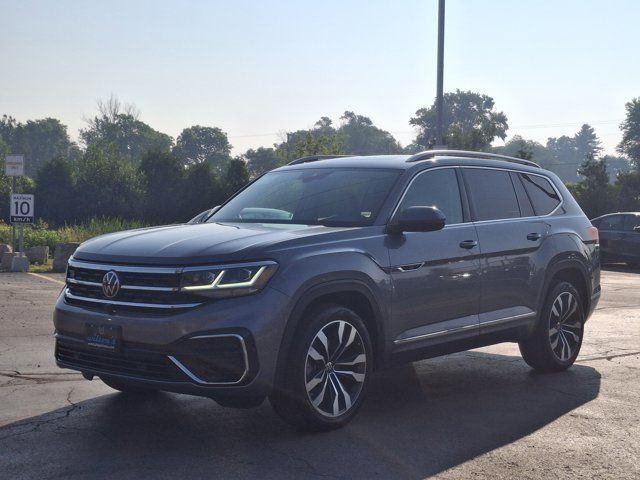 2021 Volkswagen Atlas Execline 4Motion | Leather | Pano Roof in Cars & Trucks in Guelph