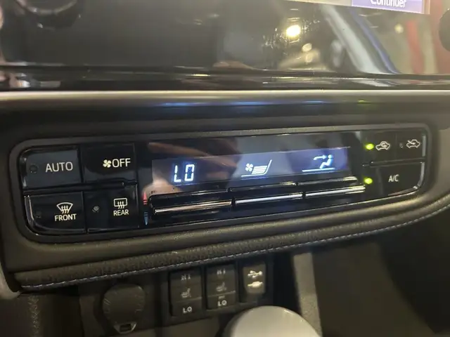 2017 Toyota Corolla SE Auto AC Cam in Cars & Trucks in Gatineau - Image 19