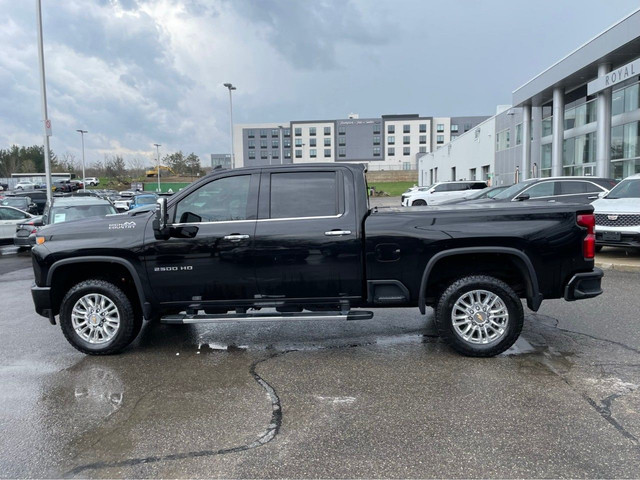 2023 Chevrolet Silverado 2500HD in Cars & Trucks in Oakville / Halton Region - Image 2