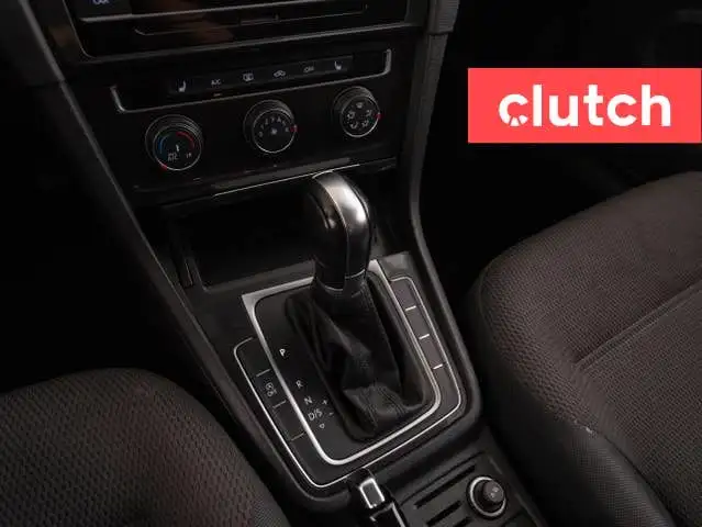 2019 Volkswagen Golf Comfortline w/ Front Heated Seats, Rearview in Cars & Trucks in Ottawa - Image 34