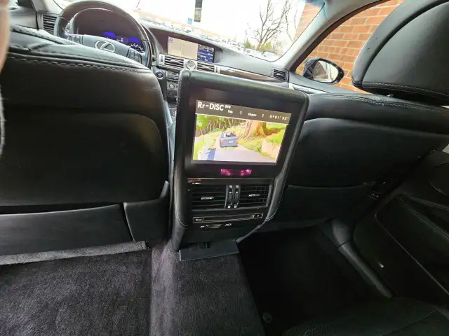 2014 Lexus LS 600H AWD-NAVI-MASSAGE SEAT-DVD- LWB in Cars & Trucks in Oakville / Halton Region - Image 29