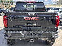 Capital Chevrolet Buick GMC This GMC Sierra 2500HD boasts a Turbocharged Diesel V8 6.6L/ engine powe... (image 4)