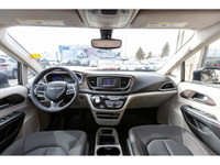CLEAN CARFAX PACIFICA! - Backup Camera - Bluetooth - Stow N GO - Cruise Control - Cloth Interior - P... (image 1)