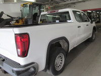 Built to be better, our 2023 GMC Sierra 1500 Pro Crew Cab 4X4 boasts rewarding strength and style in... (image 3)