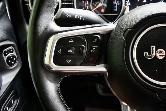 2018 Jeep Wrangler Unlimited Sahara • HEATED SEATS/STEERING • NA in Cars & Trucks in Cornwall - Image 14