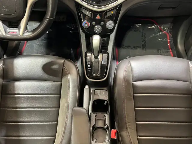 2017 Chevrolet Sonic in Cars & Trucks in Ottawa - Image 27