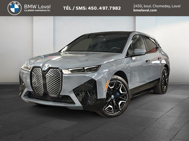 2025 BMW iX xDrive40 dans Autos et camions  à Laval/Rive Nord - Image 3