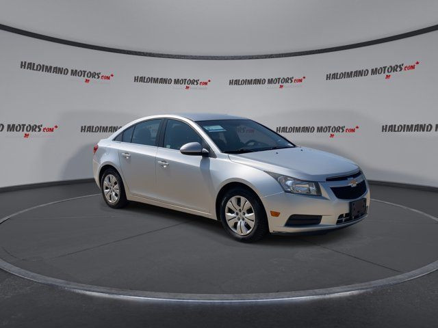 2014 Chevrolet Cruze 1LT in Cars & Trucks in Hamilton - Image 2