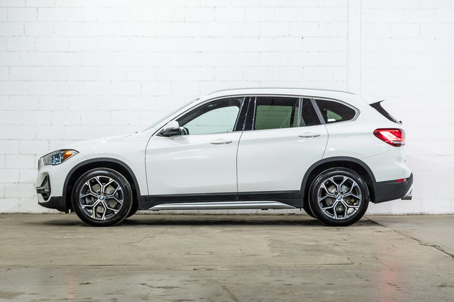 2021 BMW X1 xDrive28i | Premium Essentiel | Accès Confort in Cars & Trucks in City of Montréal - Image 4