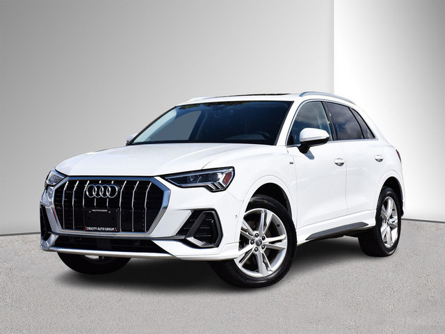 2020 Audi Q3 Progressiv - No Accidents, Heated Steering Wheel in Cars & Trucks in Burnaby/New Westminster