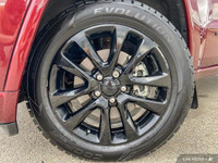 Command the road in style and comfort! Up for grabs is a fantastic *2021 Jeep Grand Cherokee Altitud... (image 9)