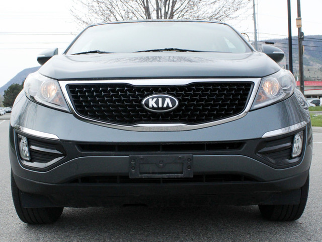 2014 Kia Sportage LX BC Vehicle - No Accidents - All-Wheel Dr... dans Autos et camions  à Penticton - Image 2