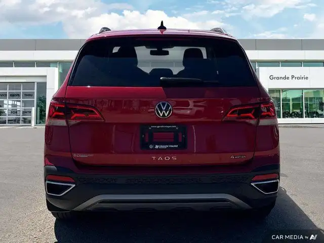 2022 Volkswagen Taos Comfortline in Cars & Trucks in Grande Prairie - Image 5