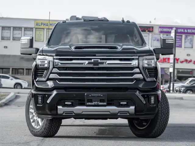 2025 Chevrolet SILVERADO 2500HD High Country- Diesel | Power Ret in Cars & Trucks in Markham / York Region - Image 3