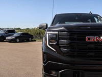 Welcome to Sherwood Buick GMC! This GMC Sierra 1500 delivers a Gas V8 5.3L/325 engine powering this... (image 9)