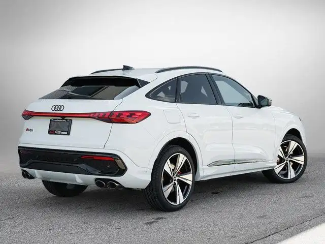 2025 Audi SQ5 Sportback Progressiv dans Autos et camions dans Région de Windsor - Image 5