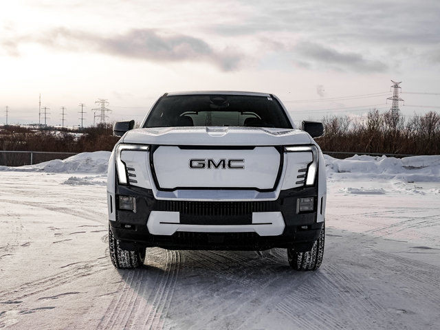 2025 GMC Sierra EV Max Range Denali in Cars & Trucks in Strathcona County - Image 2