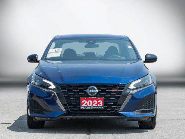 2023 Nissan Altima SR | Adaptive Cruise Control | Sunroof in Cars & Trucks in Hamilton - Image 2