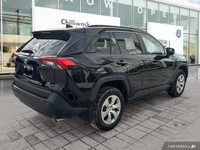 This Toyota RAV4 boasts a Regular Unleaded I-4 2.5 L/152 engine powering this Automatic transmission... (image 4)